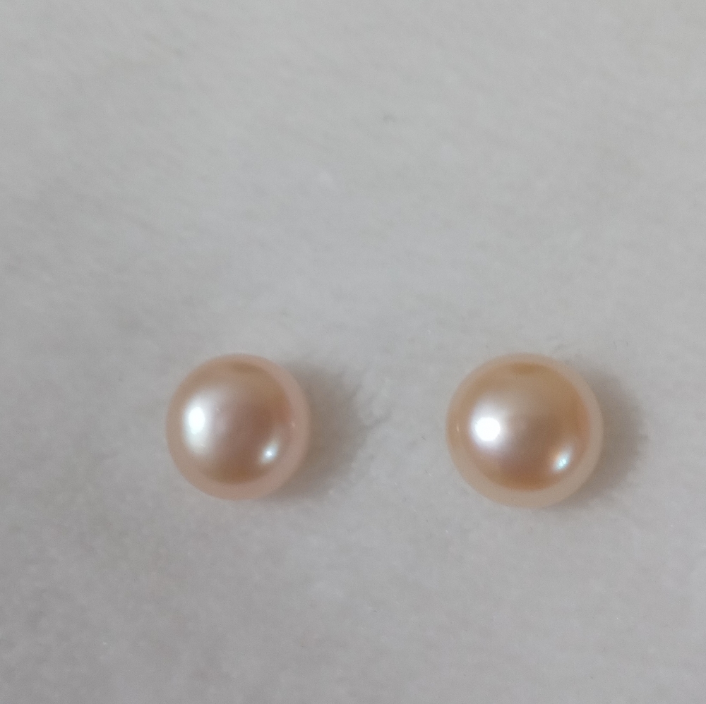 Peach color pearl earrings - Picture 2 of 4